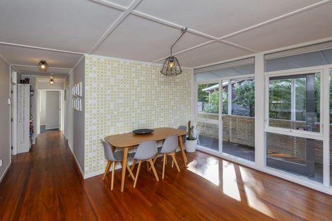 Photo of property in 80 Renown Road, Raumati South, Paraparaumu, 5032