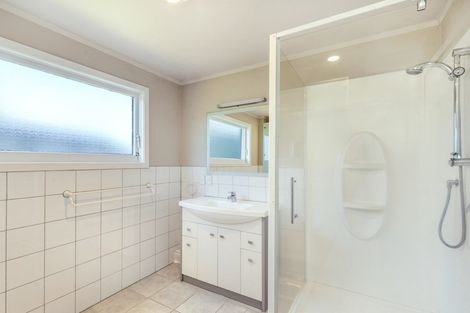 Photo of property in 6 Mccauley Grove, Hilltop, Taupo, 3330