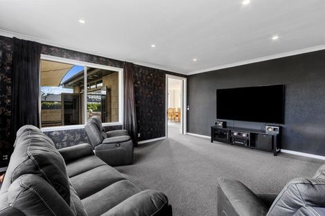 Photo of property in 1 Bancroft Place, Parklands, Christchurch, 8083