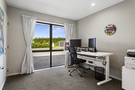 Photo of property in 48 Tupelo Place, Swannanoa, Rangiora, 7476