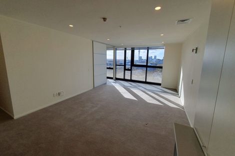 Photo of property in Luna Apartments, 6l/16 Burton Street, Grafton, Auckland, 1010