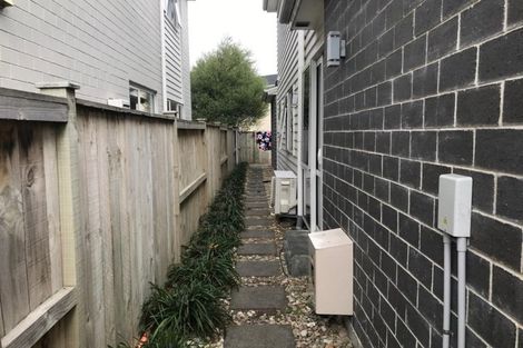Photo of property in 21e Stamford Crescent, Flat Bush, Auckland, 2019