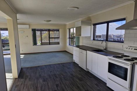 Photo of property in 7 Argyle Place, Highlands Park, New Plymouth, 4312