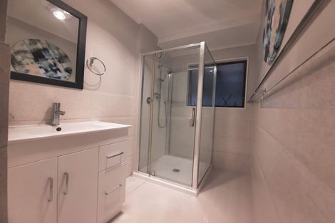 Photo of property in 64a Archibald Road, Kelston, Auckland, 0602