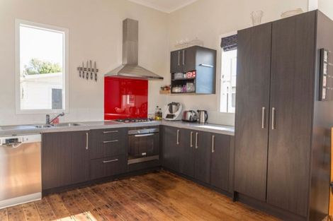 Photo of property in 36 Alma Street, Dannevirke, 4930