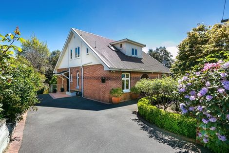 Photo of property in 30 Stonelaw Terrace, Maori Hill, Dunedin, 9010