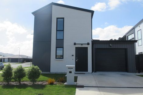 Photo of property in 1 Desert Gold Lane, Wallaceville, Upper Hutt, 5018