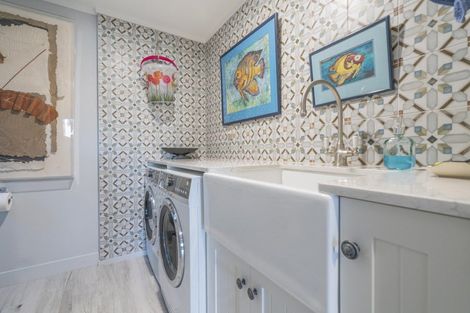 Photo of property in 103 Centennial Drive, Whitianga, 3510