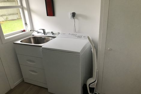 Photo of property in 1a Nikau Road, Waikanae, 5036