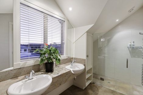 Photo of property in 20 Jarrah Park Drive, Pyes Pa, Tauranga, 3112