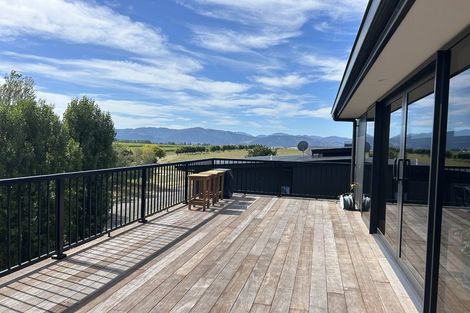 Photo of property in 29 Golf View Close, Fairhall, 7272