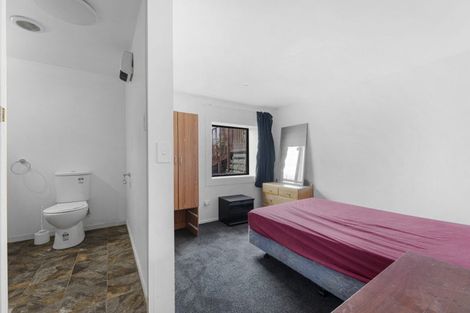 Photo of property in 40 Avalon Crescent, Fernhill, Queenstown, 9300