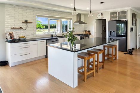 Photo of property in 1 Tupelo Place, Swannanoa, Rangiora, 7476