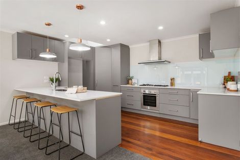 Photo of property in 18 Scarlet Lane, Redwood, Christchurch, 8051