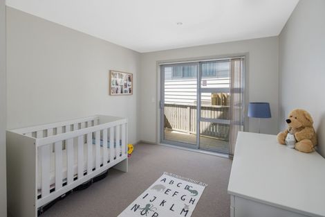 Photo of property in 19a Comber Place, Johnsonville, Wellington, 6037