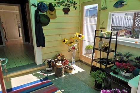 Photo of property in 518 Thames Coast Sh25 Road, Te Puru, Thames, 3575