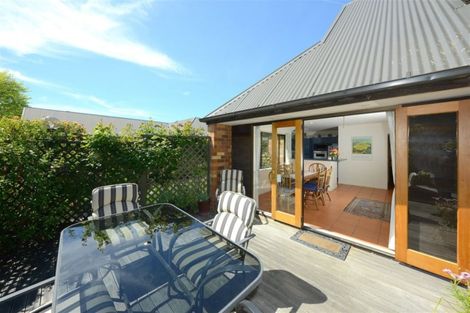 Photo of property in 6d Swithland Place, Avonhead, Christchurch, 8042