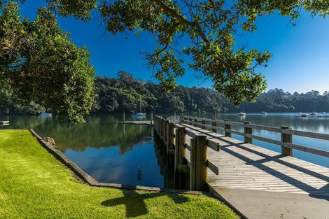 Photo of property in 101 Te Wharau Drive, Greenhithe, Auckland, 0632