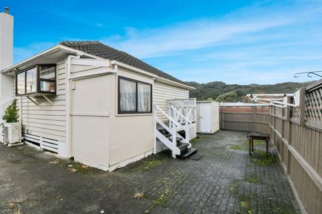 Photo of property in 14 Best Street, Wainuiomata, Lower Hutt, 5014