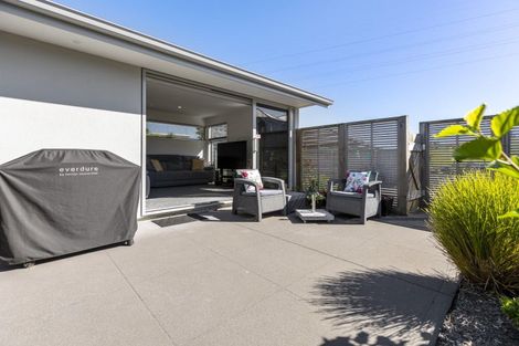 Photo of property in 17a Heta Road, Highlands Park, New Plymouth, 4312