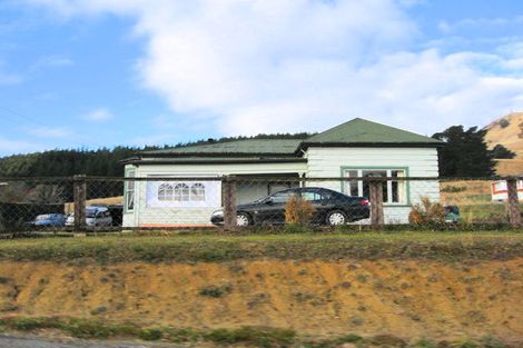 Photo of property in 16 Runbrake Street, Palmerston, 9430