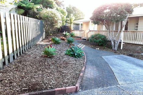 Photo of property in 2/22 Neptune Avenue, Beach Haven, Auckland, 0626