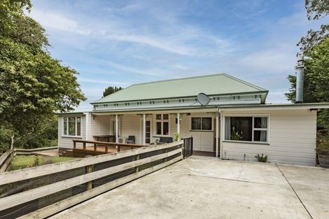 Photo of property in 2 Windsor Road, Waipawa, 4210