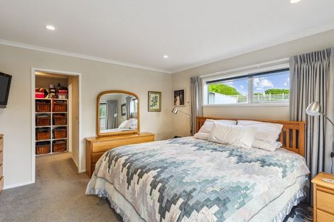 Photo of property in 36 Pharazyn Avenue, Waikanae Beach, Waikanae, 5036