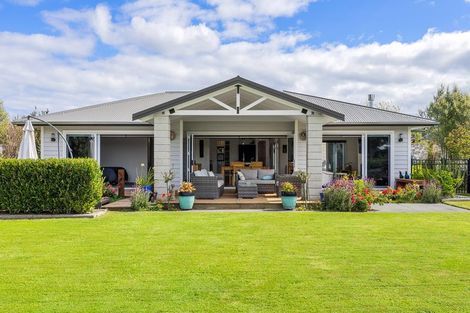 Photo of property in 67 Montgomery Crescent, Kinloch, Taupo, 3377