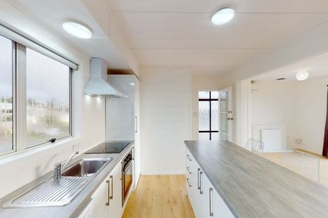 Photo of property in 22 Link Road, Newlands, Wellington, 6037