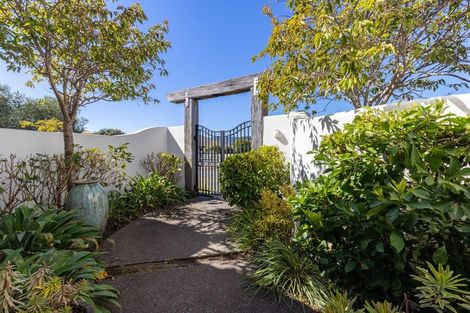 Photo of property in 150 Milne Drive, Paraparaumu, 5032