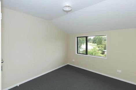 Photo of property in 2/50 Helena Road, Hillcrest, Hamilton, 3216