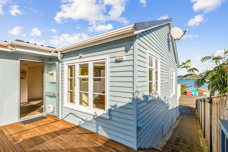 Photo of property in 7 Onepoto Road, Titahi Bay, Porirua, 5022