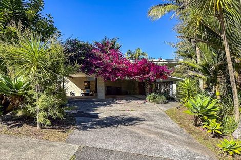 Photo of property in 3 Hebe Place, Birkenhead, Auckland, 0626