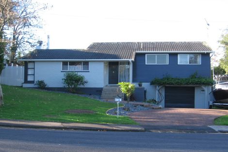 Photo of property in 12 Freyberg Place, Howick, Auckland, 2014