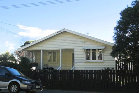 Photo of property in 326 Muritai Road, Eastbourne, Lower Hutt, 5013