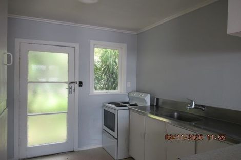 Photo of property in 382 West Coast Road, Glen Eden, Auckland, 0602