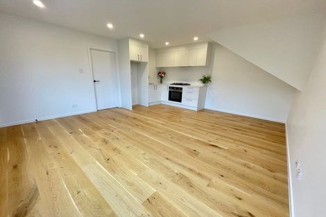 Photo of property in 156a Ti Rakau Drive, Pakuranga, Auckland, 2010
