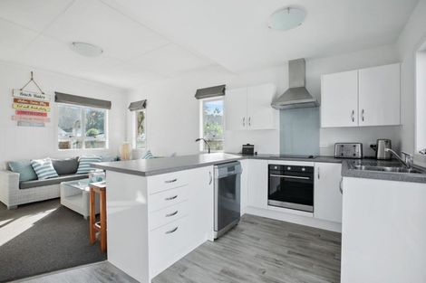 Photo of property in 16 Wallnutt Avenue, Waihi Beach, 3611