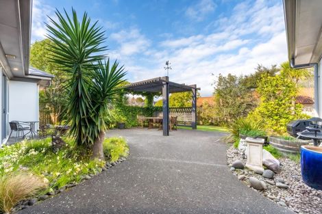 Photo of property in 15 Solan Drive, Waimauku, 0812