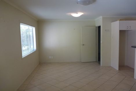 Photo of property in 16 Catrina Avenue, Birkenhead, Auckland, 0626