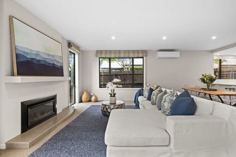 Photo of property in 9b Gillean Street, Havelock North, 4130