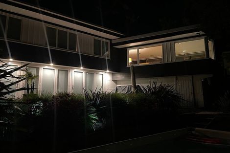 Photo of property in 9 City View Terrace, Birkenhead, Auckland, 0626