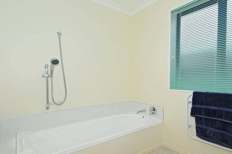 Photo of property in 17 Phar Lap Grove, Trentham, Upper Hutt, 5018