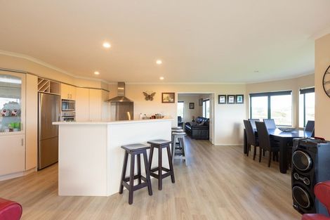 Photo of property in 932 Wharehine Road, Wharehine, Wellsford, 0973