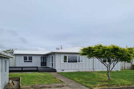 Photo of property in 58 Mclarin Road, Glenbrook, Waiuku, 2681
