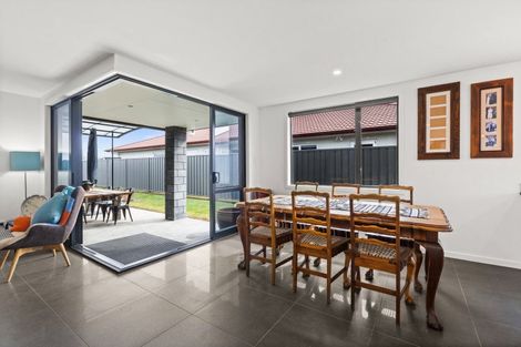 Photo of property in 11 Aparima Place, Awatoto, Napier, 4110