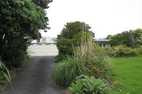 Photo of property in 12 Rakino Avenue, Manly, Whangaparaoa, 0930