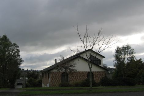 Photo of property in 90 Poaka Avenue, Dinsdale, Hamilton, 3204