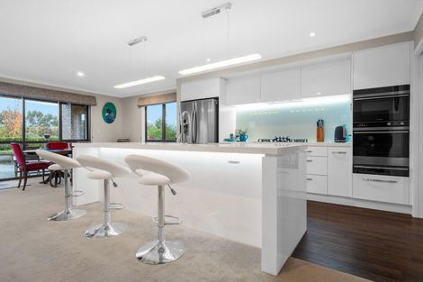 Photo of property in 24 Carrington Drive, Carterton, 5713